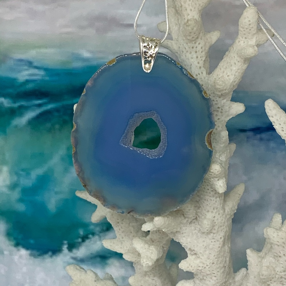 Crystal Agate Necklace - Choice of Chain Length - Picture 1 of 9